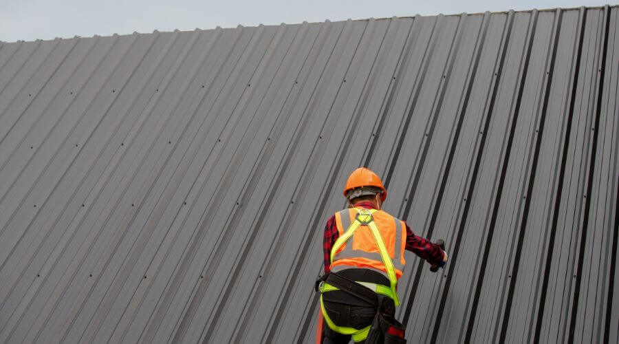 Professional gutter cleaning in Fairdale, ND